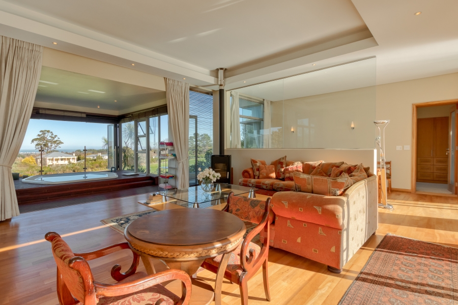 5 Bedroom Property for Sale in Erinvale Golf Estate Western Cape